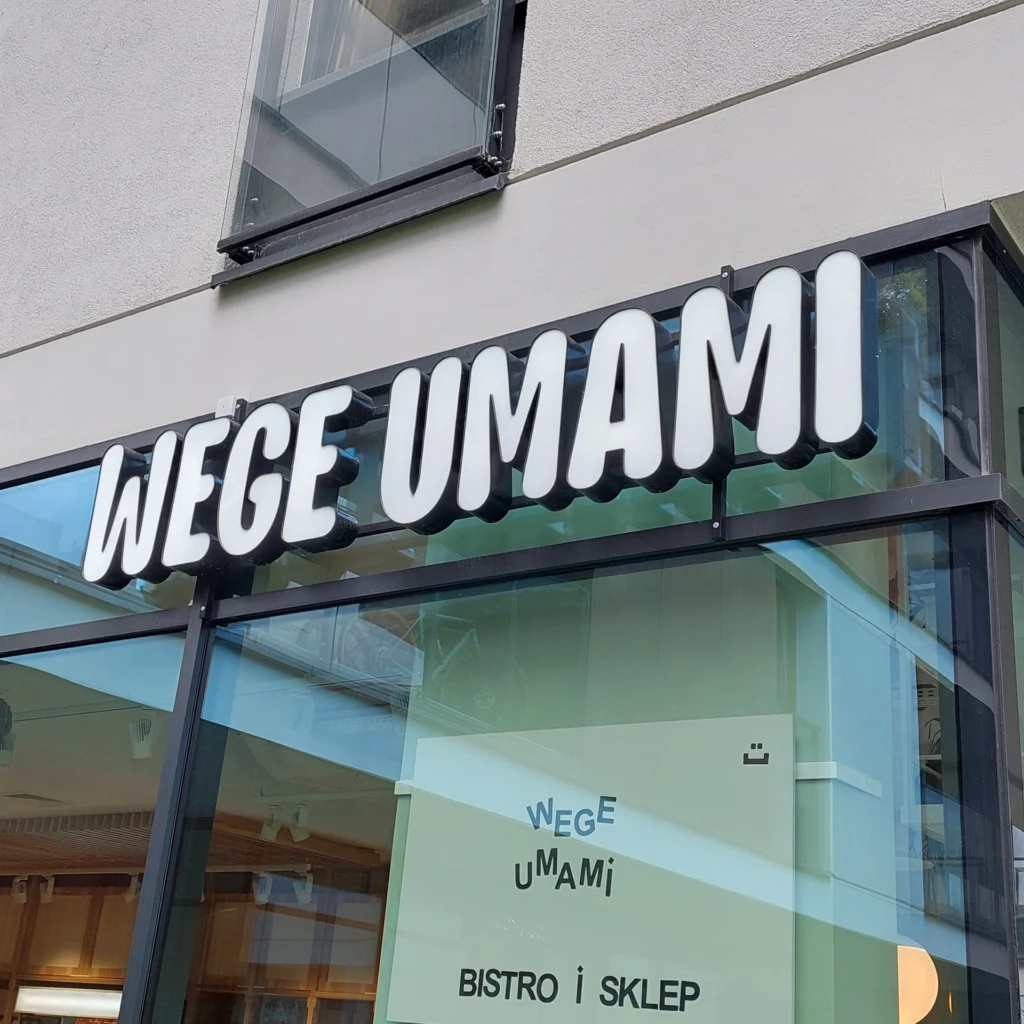 litery przestrzenne warszawa