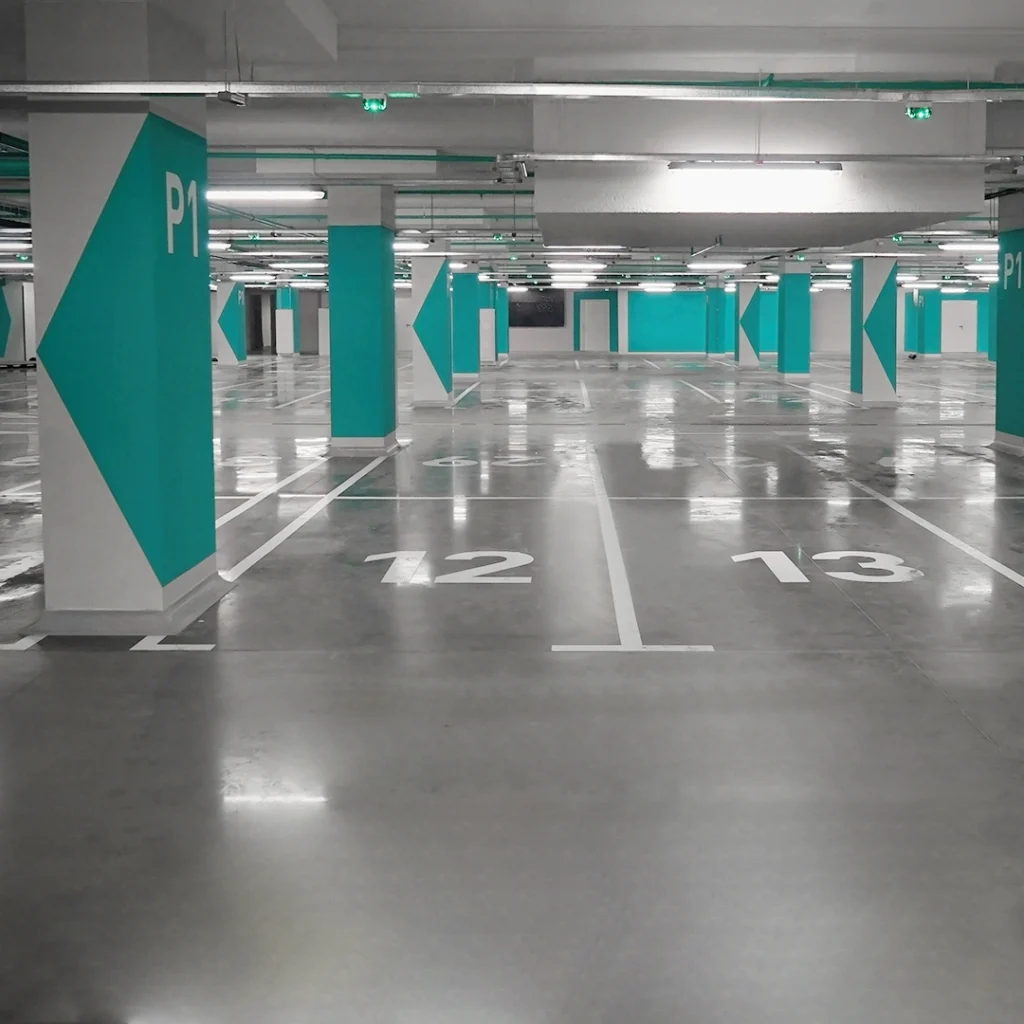 Oznakowanie poziome parkingu podziemnego