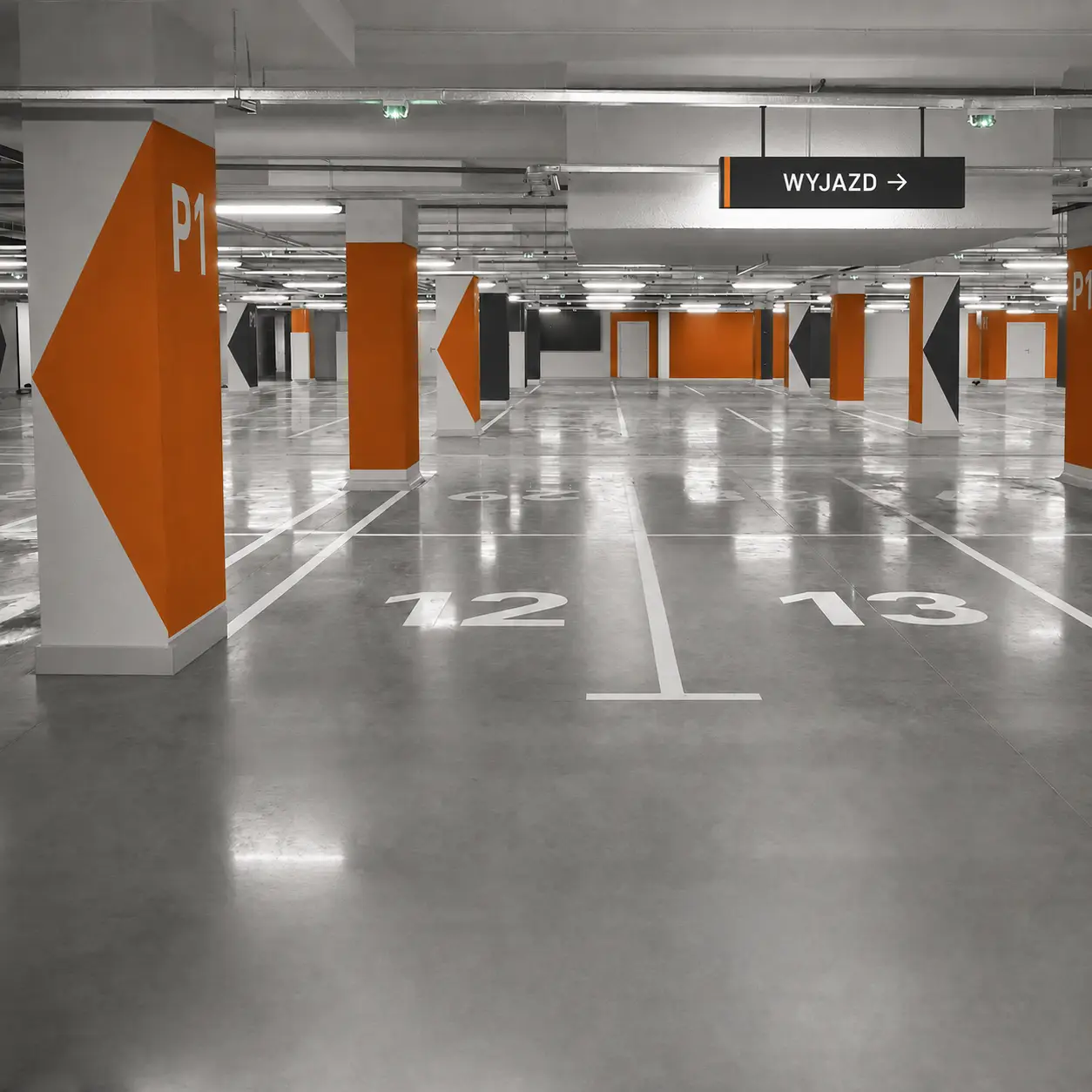 Kompleksowe oznakowanie parkingu firmowego